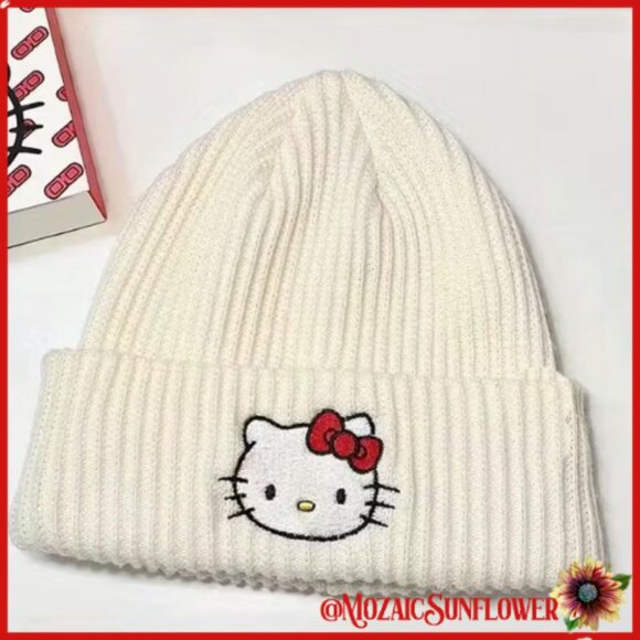 Hello Kitty Embroidered Ladies Winter White Beanie Hat With Cuff NWT - Picture 1 of 6